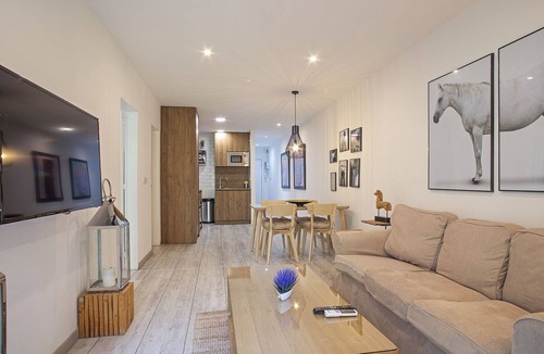 Les Corts Apartment | G24