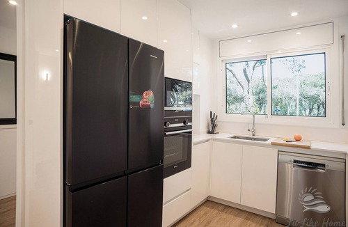 Castelldefels House | Gavà Mar: Villa Lujo 6 Pax Lilis House