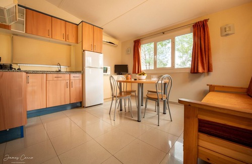 Castellet i la Gornal Ski Chalet | Good standard furnished chalet on nice park