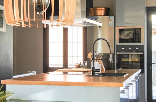 Sant Andreu de Llavaneres Villa | Habitación Suite en Villa Privada