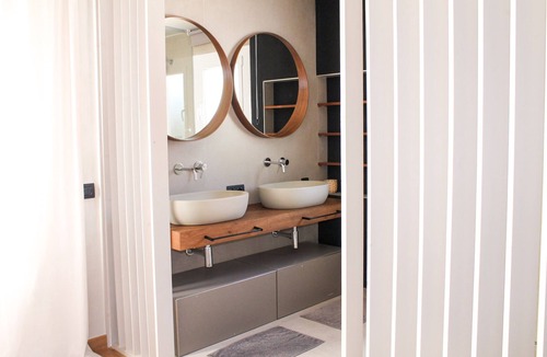 Sant Andreu de Llavaneres Villa | Habitación Suite en Villa Privada