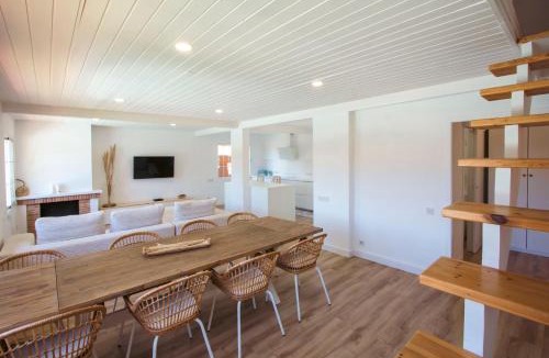 Sant Cebria de Vallalta House | Hauzify I Casa Montjuïc