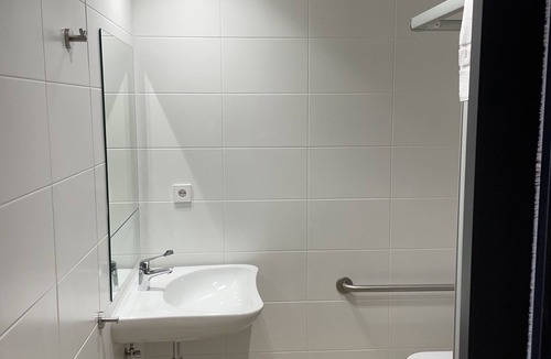 Cerdanyola del Valles House | Hey Rooms