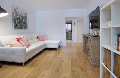 Castelldefels Apartment | Holiday Apartment "Beach house Club Castelldefels" with Sea View, Terrace, Balcony, BBQ, A/C & Wi-Fi
