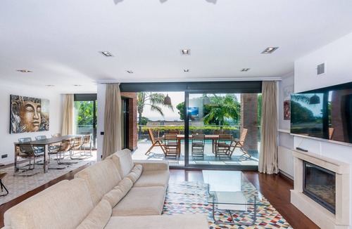 Caldes d'Estrac Villa | HomeHolidaysRentals Adonis - Costa Barcelona