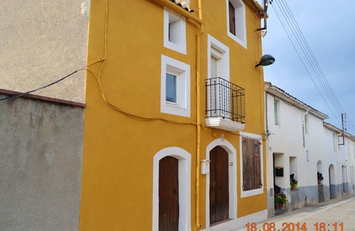 Mediona House | Homerez - House for 6 ppl. with terrace and balcony at Sant Pere Sacarrera
