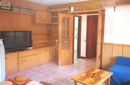 Esparraguera House | Homerez - Spacious house for 6 ppl. with balcony at Esparreguera