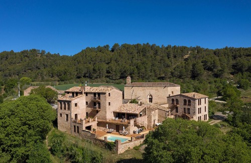 Orpi Apartment | Homerez - Welcoming apartment in Orpí with pool