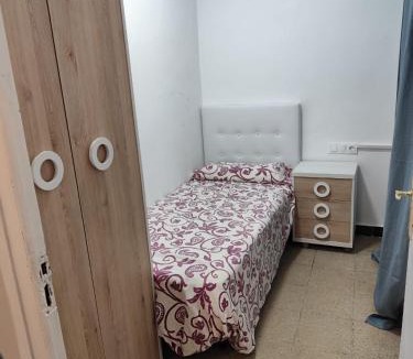 Gava Hostel | Hostal Ideal Gavà