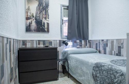 Terrassa House | Hostal Restaurante Avenida de Madrid