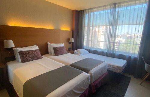 Badalona Hotel | Hotel Badalona Tower