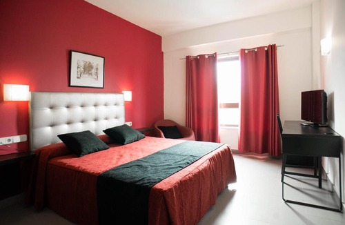Santa Perpetua de Moguda Hotel | Hotel Cim Valles