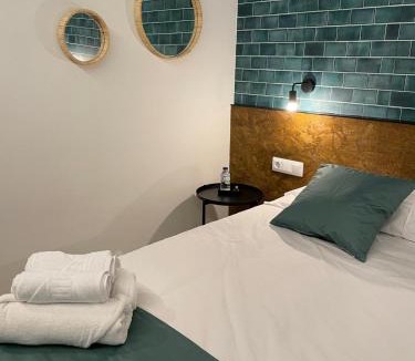 Gironella Hotel | HOTEL ORENETA - Gironella