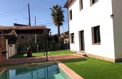 Sant Vicenc de Montalt House | House ∙ 5 bedrooms ∙ 10 guests