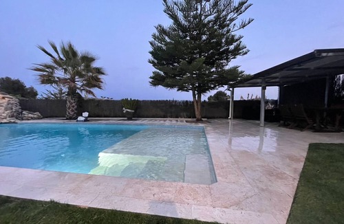 Palleja House | HOUSE 20km from BARCELONA, WITH SAUNA AND PRIVATE POOL. SEA AND MOUNTAIN VIEWS.