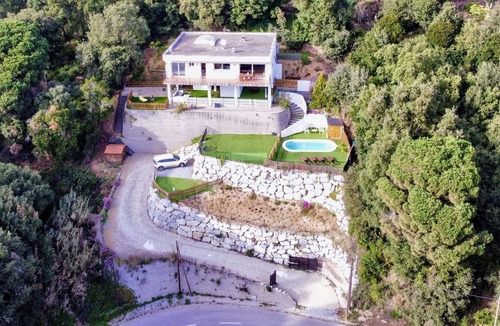 Sant Cebria de Vallalta House | House with swimming pool and sea view