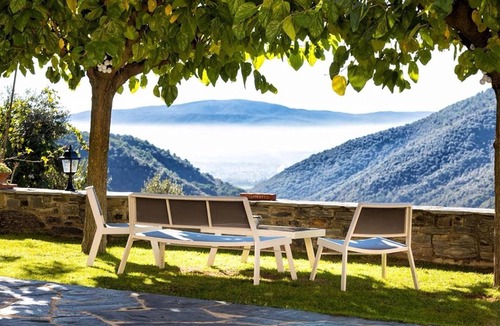 Montseny House | House with garden, games area and shared pool