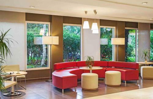 Cornella de Llobregat Hotel | Ibis Cornella