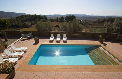 Subirats Villa | Indoor AND outdoor pools, Sauna, Gym, Games Area