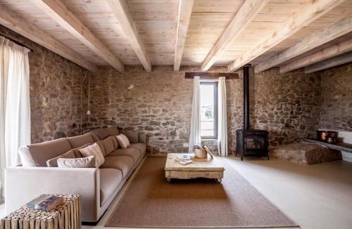 Sant Bartomeu del Grau House | La Codina