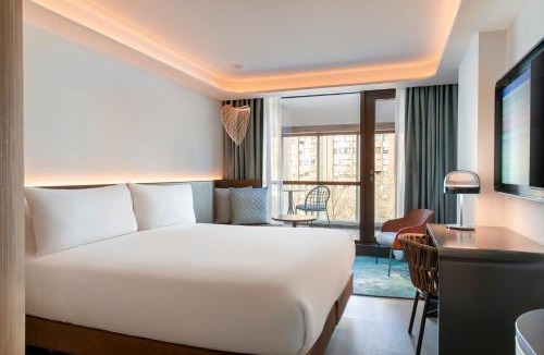 Sant Marti Hotel | Labtwentytwo Barcelona, a Tribute Portfolio Hotel