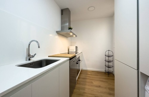Sants Apartment | Large 3-bedroom apartment just minutes from the city center