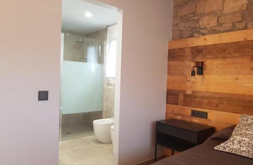 Jorba House | Les Muntades