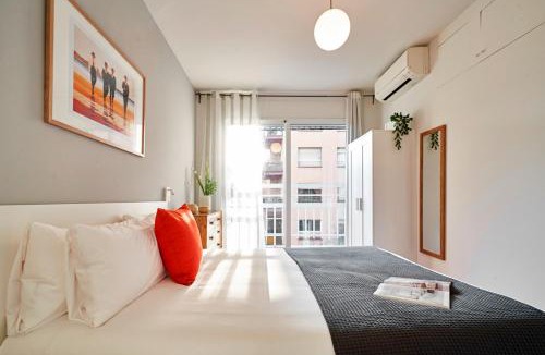 el Fort Pienc Apartment | Love Local Life Near Sagrada Familia by MyRentalHost