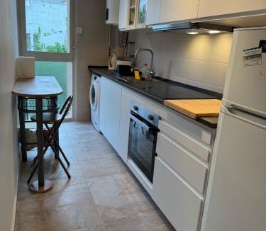 Canet de Mar Apartment | Luminoso apartamento en Canet de Mar cercano a la playa y a Barcelona