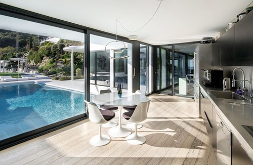 Mas Ram Villa | Luxury w/ Sea Views 15 min to central Barcelona!