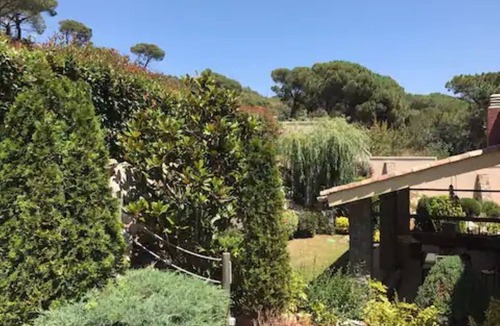 Badalona Villa | Magnífica Villa con Piscina con Vistas al mar y a Barcelona con 5 Dormitorios