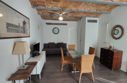 Collblanc y La Torrassa Apartment | Magnificent Apartment Camp Nou