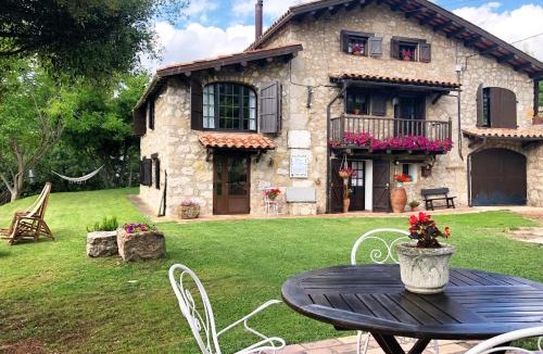 Vallcebre Apartment | Masia Cap del Roc