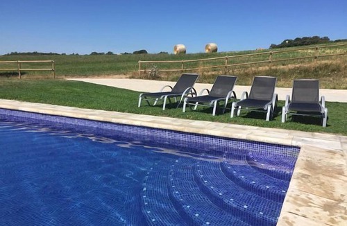 L'Espunyola Cottage | Masia La Coromina country house for 10 people perfect (full rental)