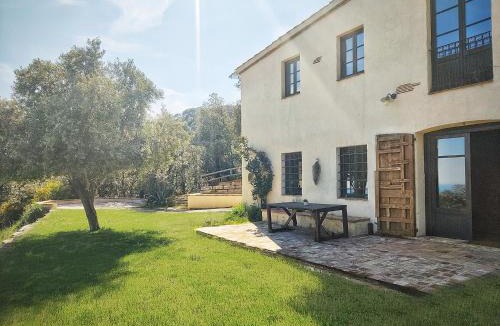 Sant Cebria de Vallalta Ski Chalet | Masia Mediterranian Country House Ca l'Isidre Torrent