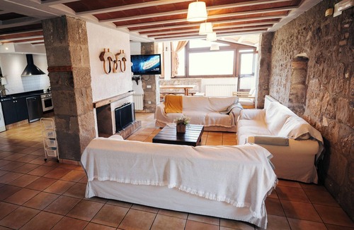 Avia Cottage | Masoveria de Terradellas - Rural house (full rental) for 12 persons