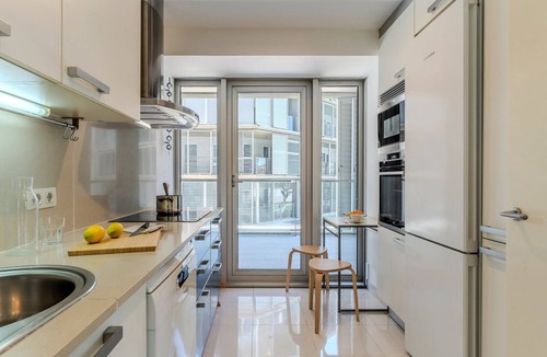 Diagonal Mar i el Front Maritim del Poblenou Apartment | Modern complex Diagonal Mar/Parking & Pool