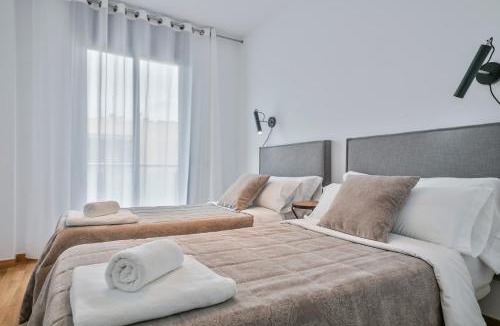 Poblenou Apartment | Modern Penthouse with Large Terrace in Poblenou Perfect for Holidays or Work Close to the Beach and Public Transport