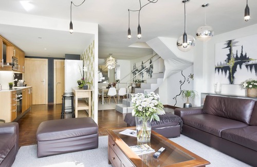 Sant Gervasi Apartment | My Space Barcelona Apart. has 40 people in 7 apartments in the misma finca