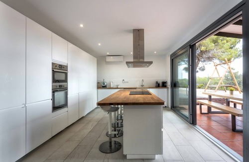 Arenys de Munt House | NEW LISTING: Villa Costa Barcelona with sea views!