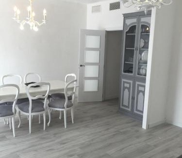 La Maternitat i Sant Ramon Apartment | Nice, Cozy, UP TO 6, FCB stadium, free parking