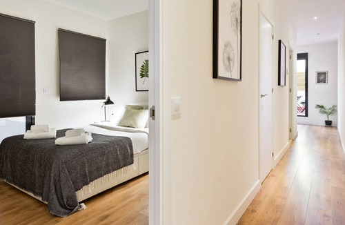 L'Hospitalet de Llobregat Apartment | Olala Urban Chill Flat 5.1 I Balcony
