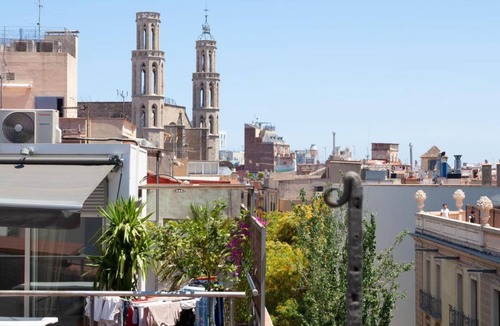 Gothic Quarter Apartment | Old Town building! Roof Terrace with views!