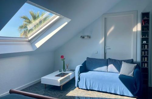 Vilassar de Dalt Bed & Breakfast | Palm Maresme - Suite with bathroom and terrasse with ocean views in a private villa