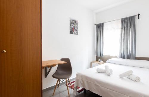 Canovelles House | Pensión Galicia