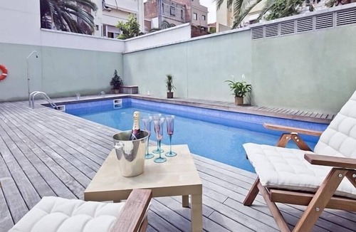 la Vila de Gracia Apartment | Penthouse near Diagonal Pool Terrace 2 bedrooms 6 pax