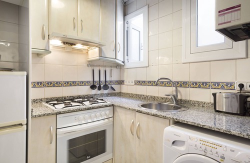 La Sagrada Familia Apartment | Perfect Neighborhood - Barcelona Classic 1898 Apartment