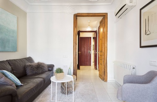 La Sagrada Familia Apartment | Perfect Neighborhood - Barcelona Classic 1898 Apartment