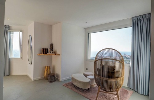 Sitges Apartment | Pink Suite by Hello Homes Sitges