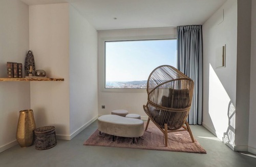 Sitges Apartment | Pink Suite by Hello Homes Sitges